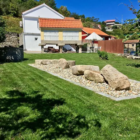 Casa Campelo- Playas De Pintens - Cangas-hio- Ria De Aldan * 칸가스데모라조